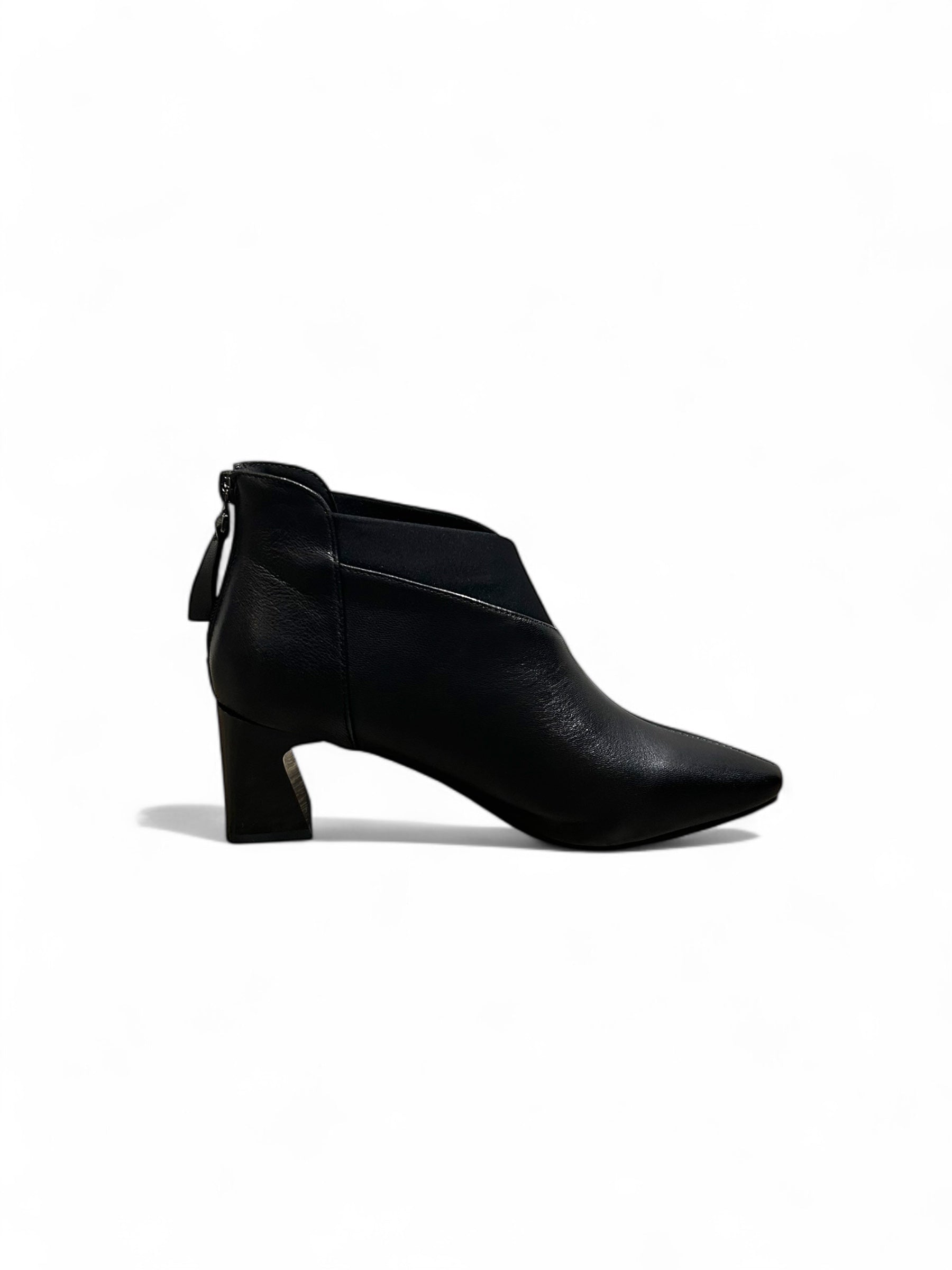 Classic Ankle Boots – Brown & Black