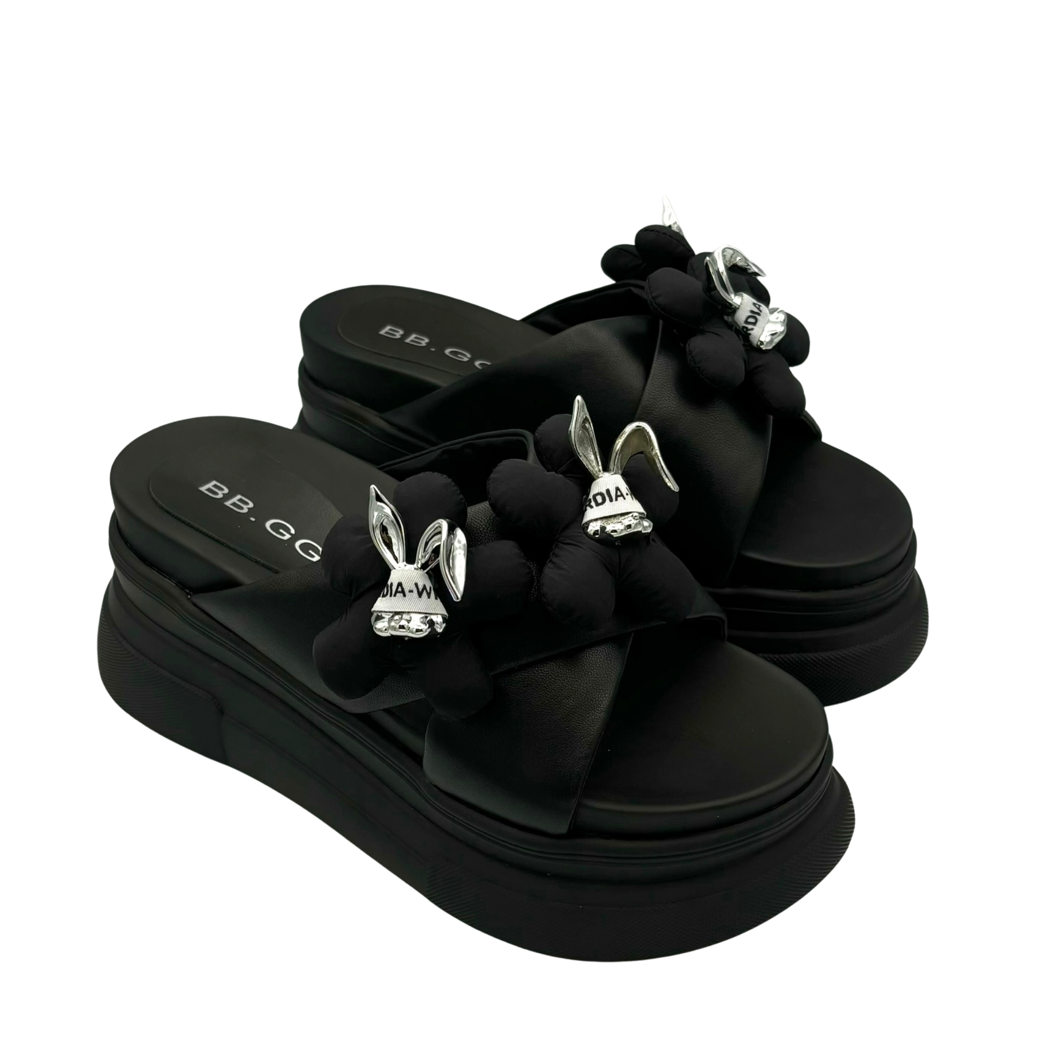 Cute Metal Decor Outdoor Beach slide thicker platform sandals