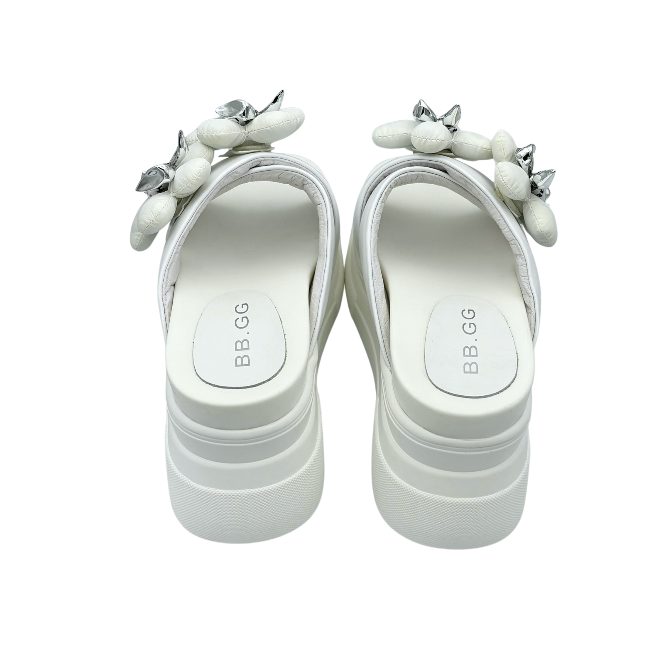 Cute Metal Decor Outdoor Beach slide thicker platform sandals