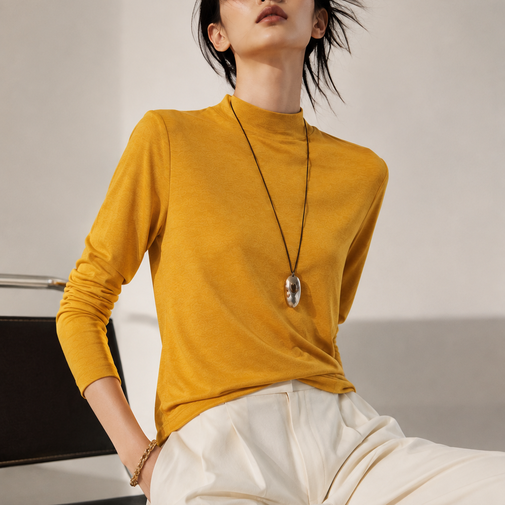 Solenne Neck Top